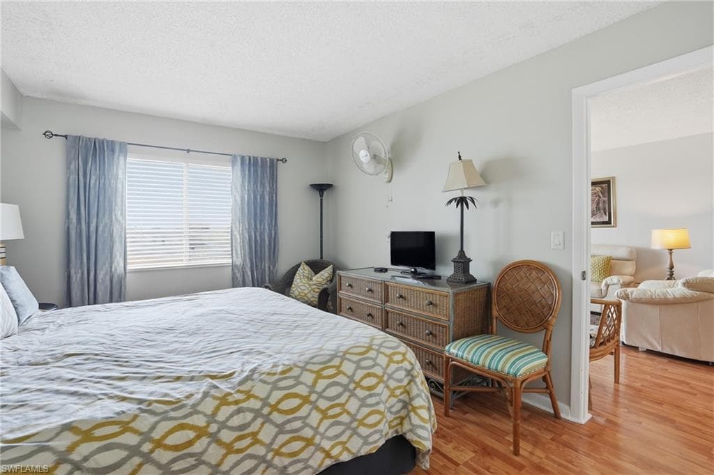 2875 Palm Beach BLVD # 202, FORT MYERS FL 33916-21