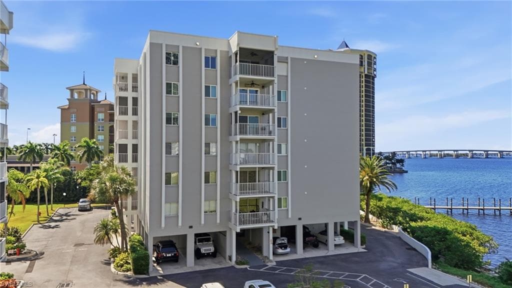 2875 Palm Beach BLVD # 202, FORT MYERS FL 33916-4