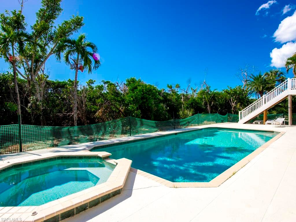 5095 Joewood DR, SANIBEL FL 33957-39