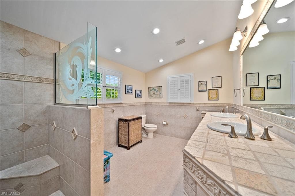 716 Rabbit RD, SANIBEL FL 33957-21