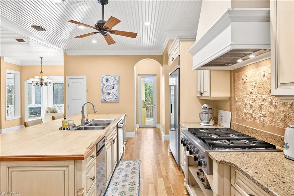 1159 Junonia ST, SANIBEL FL 33957-13