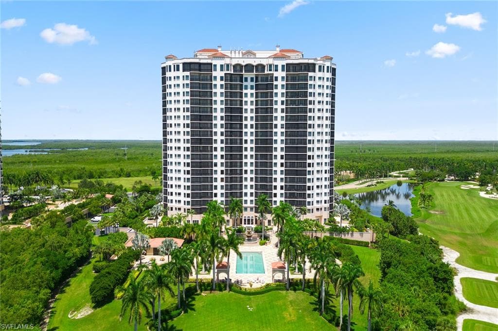 1060 Borghese LN # 206, NAPLES FL 34114-42