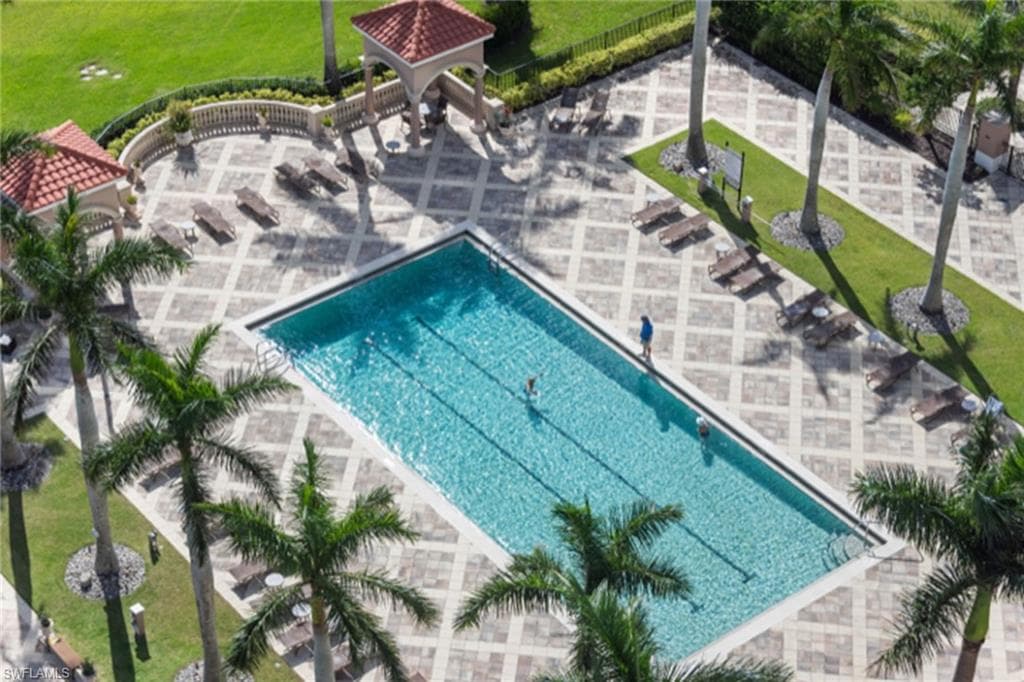 1060 Borghese LN # 206, NAPLES FL 34114-32