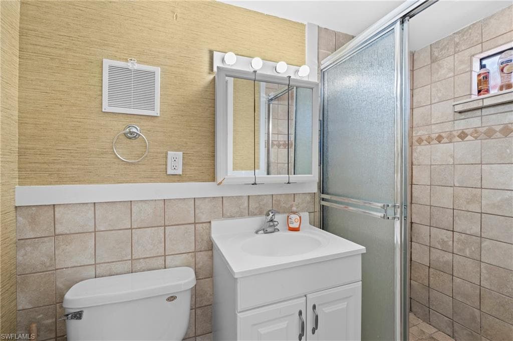 210 Miramar ST, FORT MYERS BEACH FL 33931-22