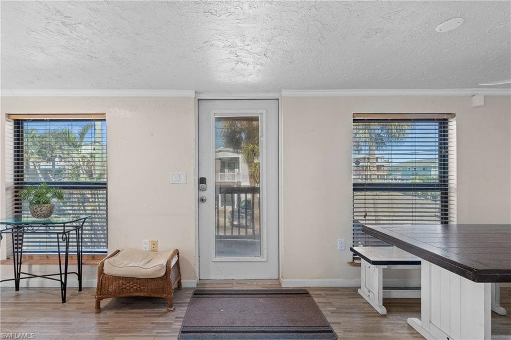 210 Miramar ST, FORT MYERS BEACH FL 33931-6