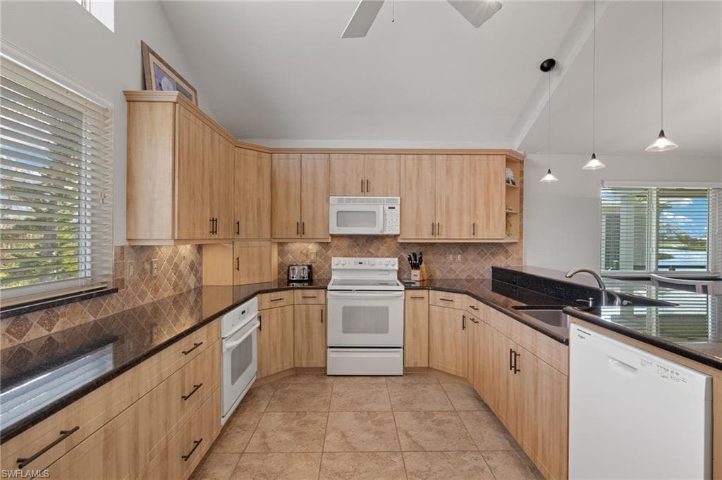 1607 Sand Castle RD, SANIBEL FL 33957-13
