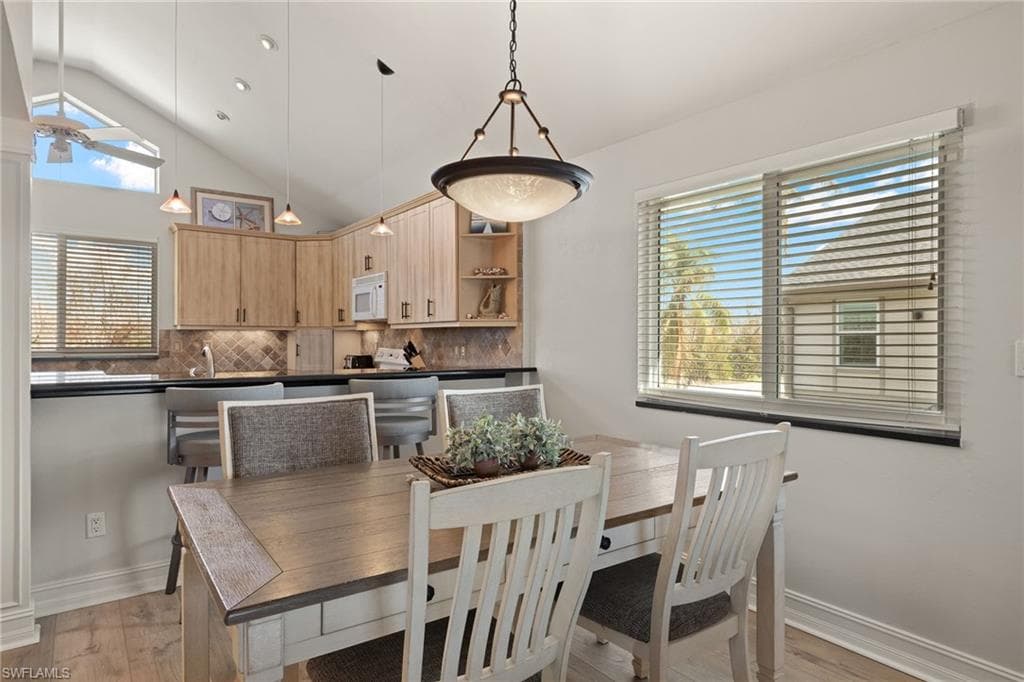 1607 Sand Castle RD, SANIBEL FL 33957-10