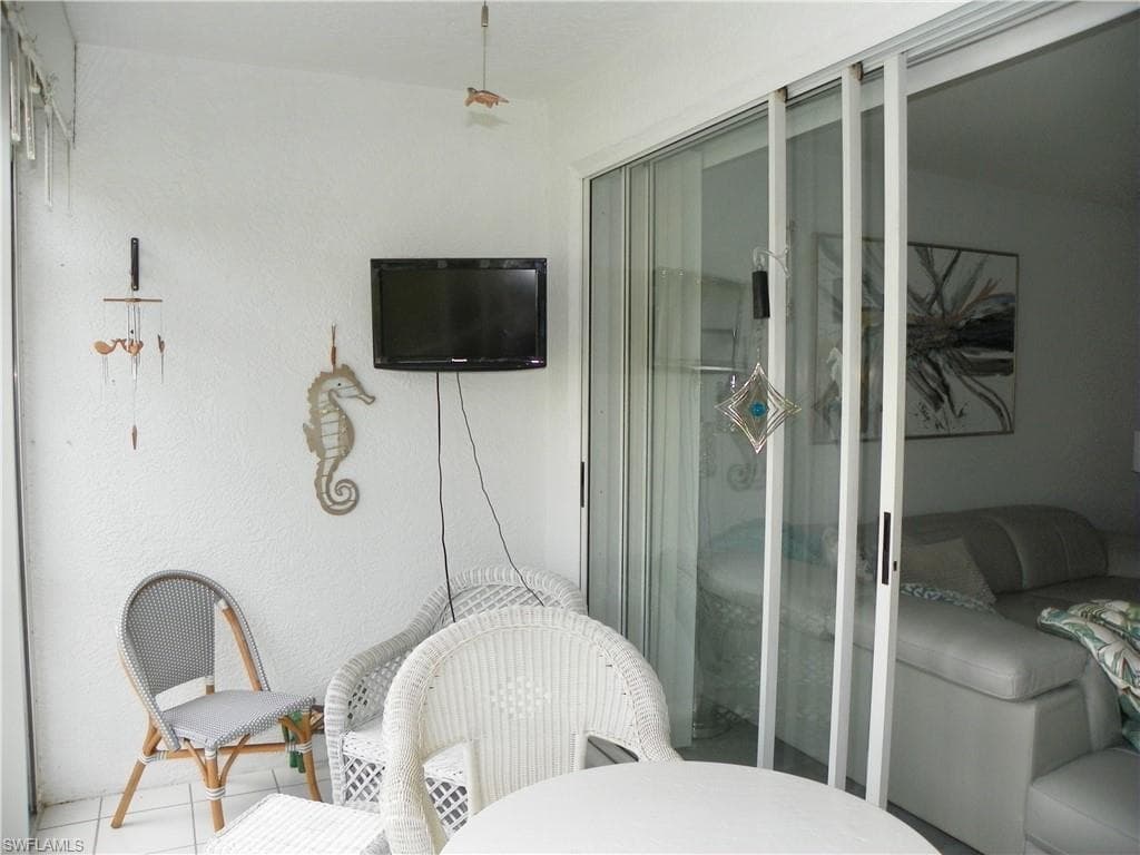 218 Gabriel CIR # 3809, NAPLES FL 34104-19