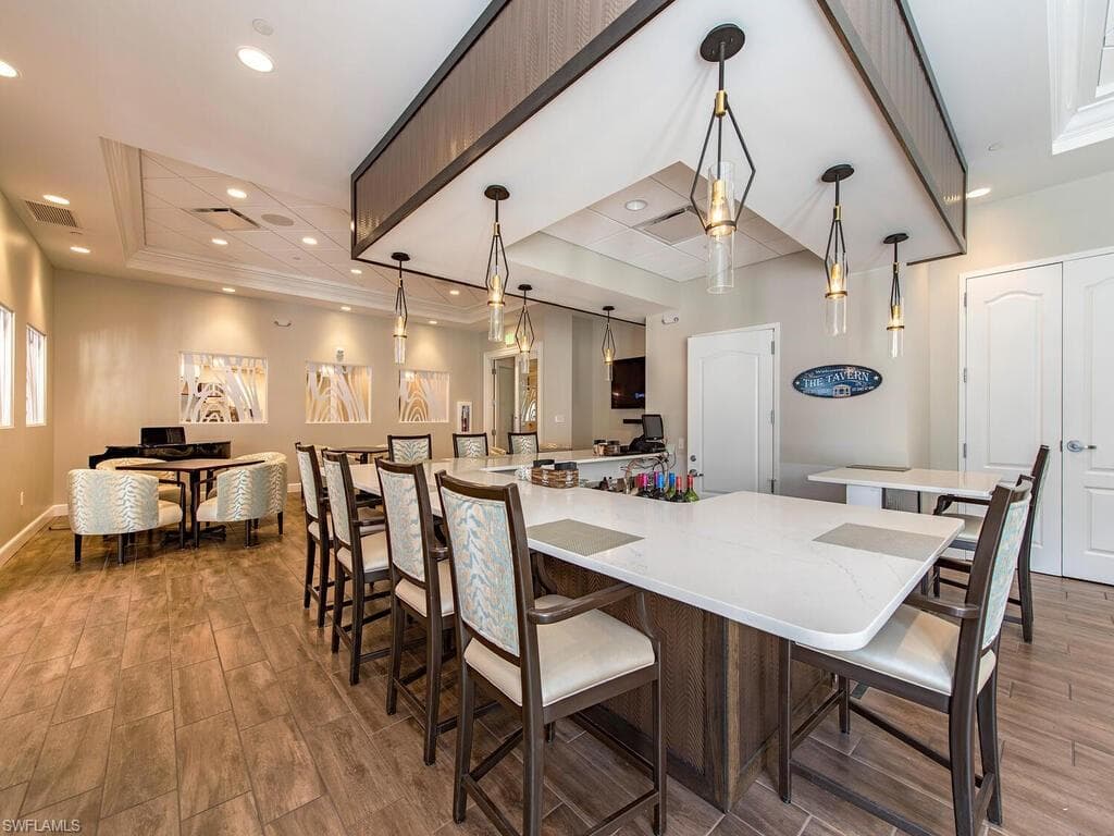 4815 Aston Gardens WAY # 201, NAPLES FL 34109-25