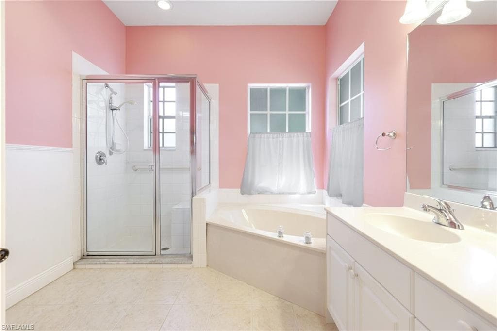 4815 Aston Gardens WAY # 201, NAPLES FL 34109-14