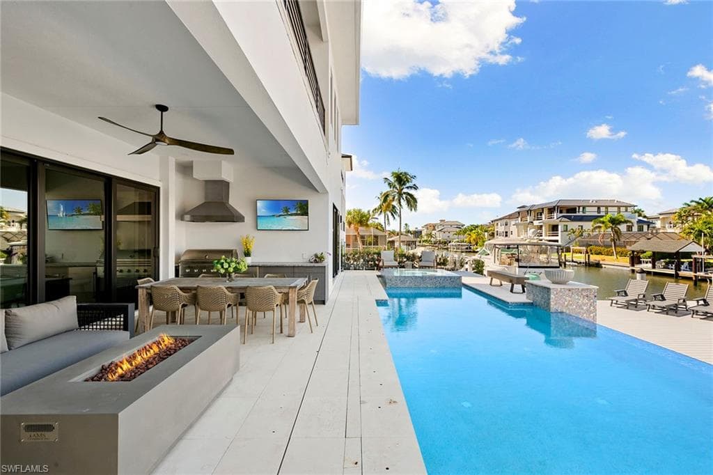 469 Germain AVE, NAPLES FL 34108-12
