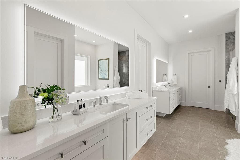 469 Germain AVE, NAPLES FL 34108-16