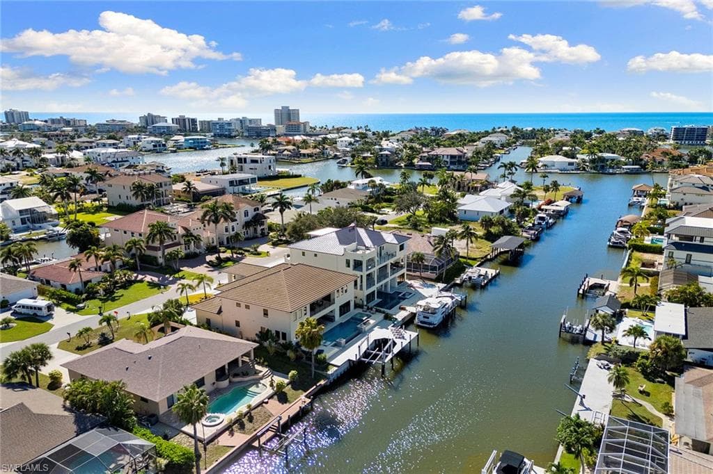 469 Germain AVE, NAPLES FL 34108-2