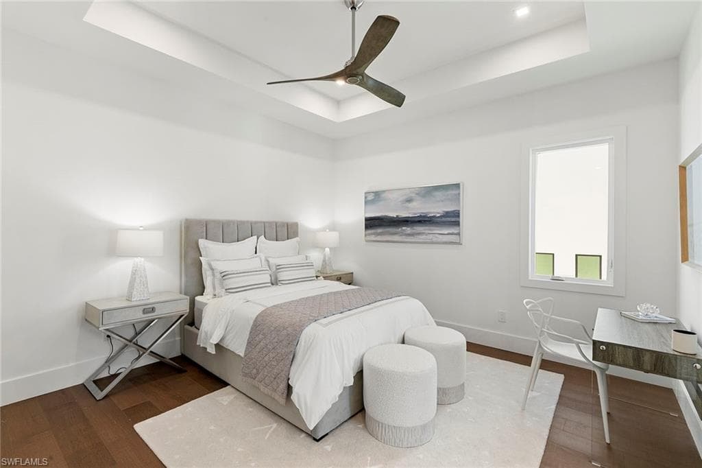 469 Germain AVE, NAPLES FL 34108-33
