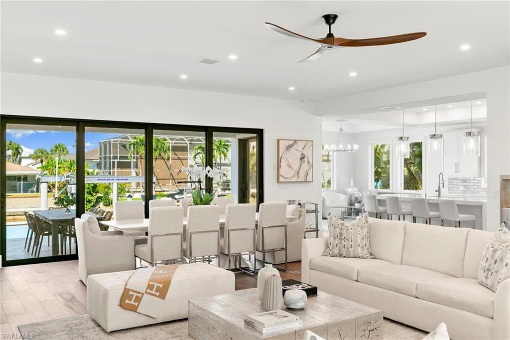 469 Germain AVE, NAPLES FL 34108-9