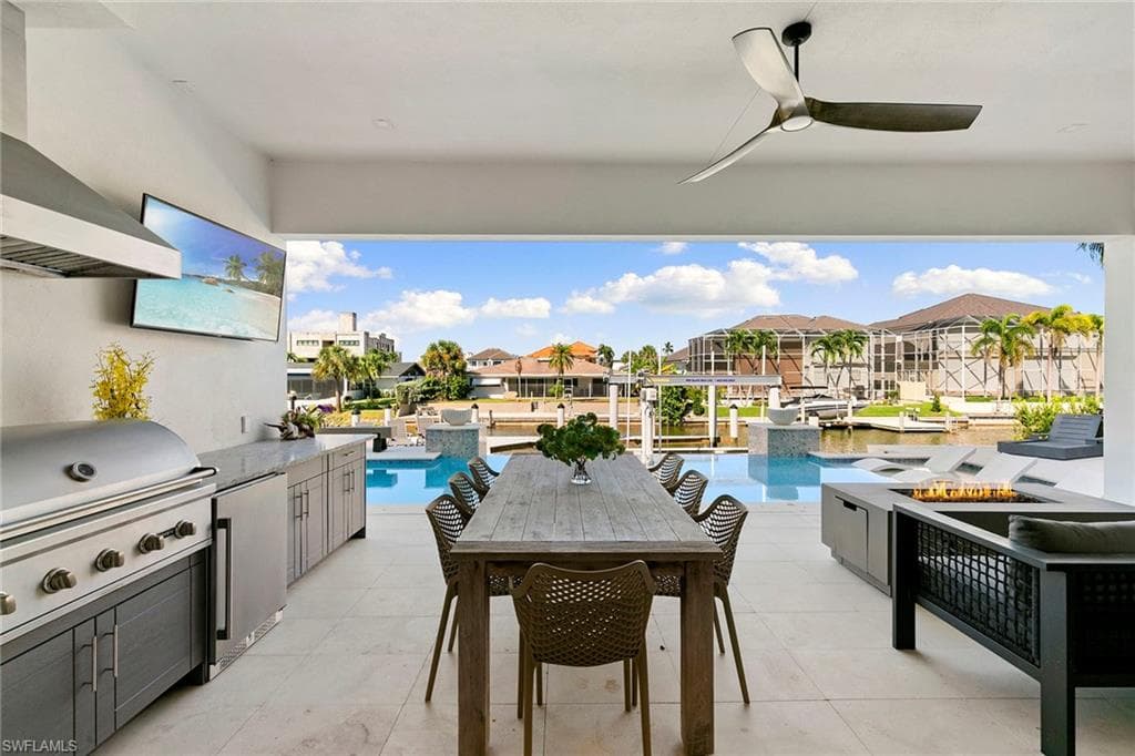 469 Germain AVE, NAPLES FL 34108-10