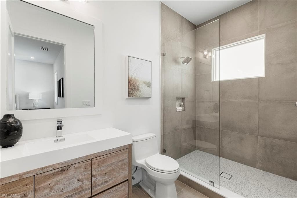 469 Germain AVE, NAPLES FL 34108-30
