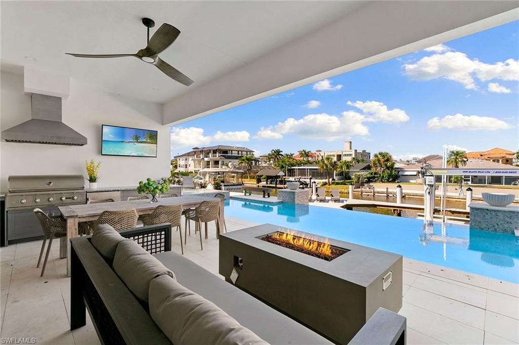 469 Germain AVE, NAPLES FL 34108-38