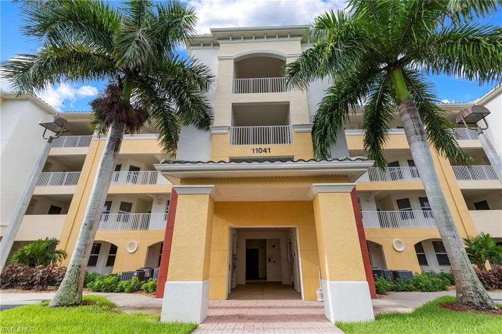11041 Gulf Reflections DR # 306, FORT MYERS FL 33908-1