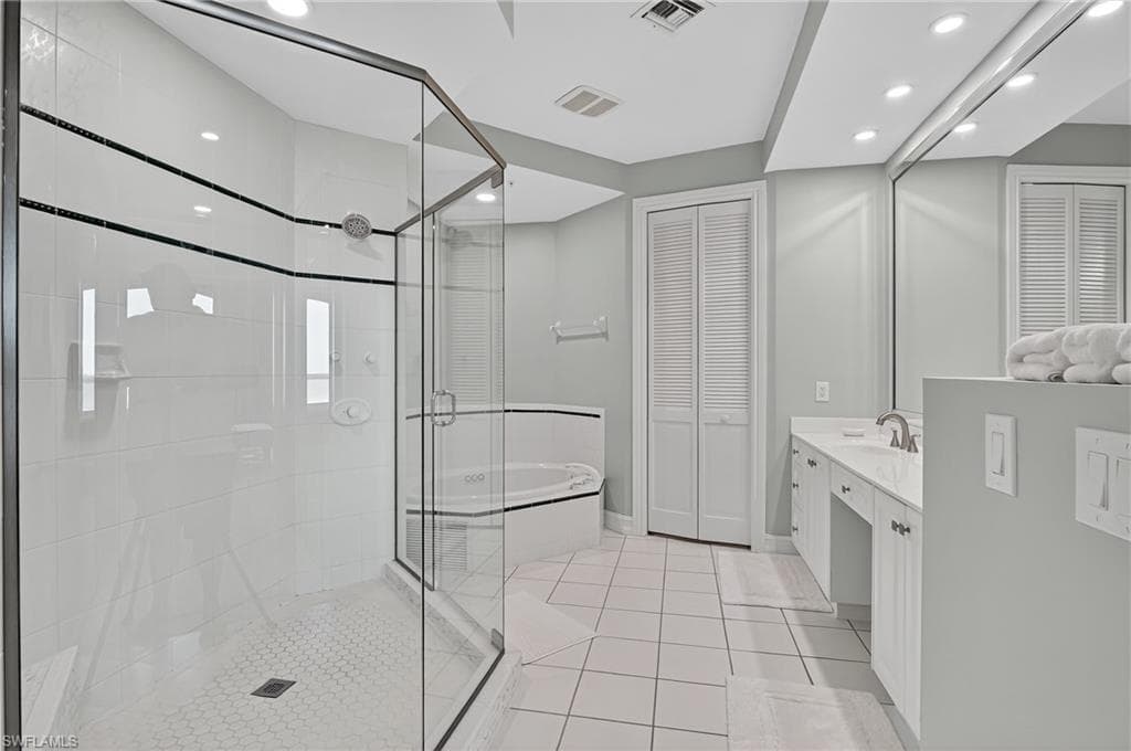 4811 Island Pond CT # 604, BONITA SPRINGS FL 34134-23