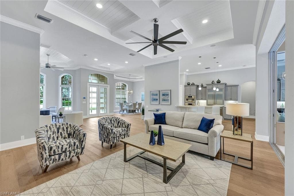 12219 Colliers Reserve DR, NAPLES FL 34110-1