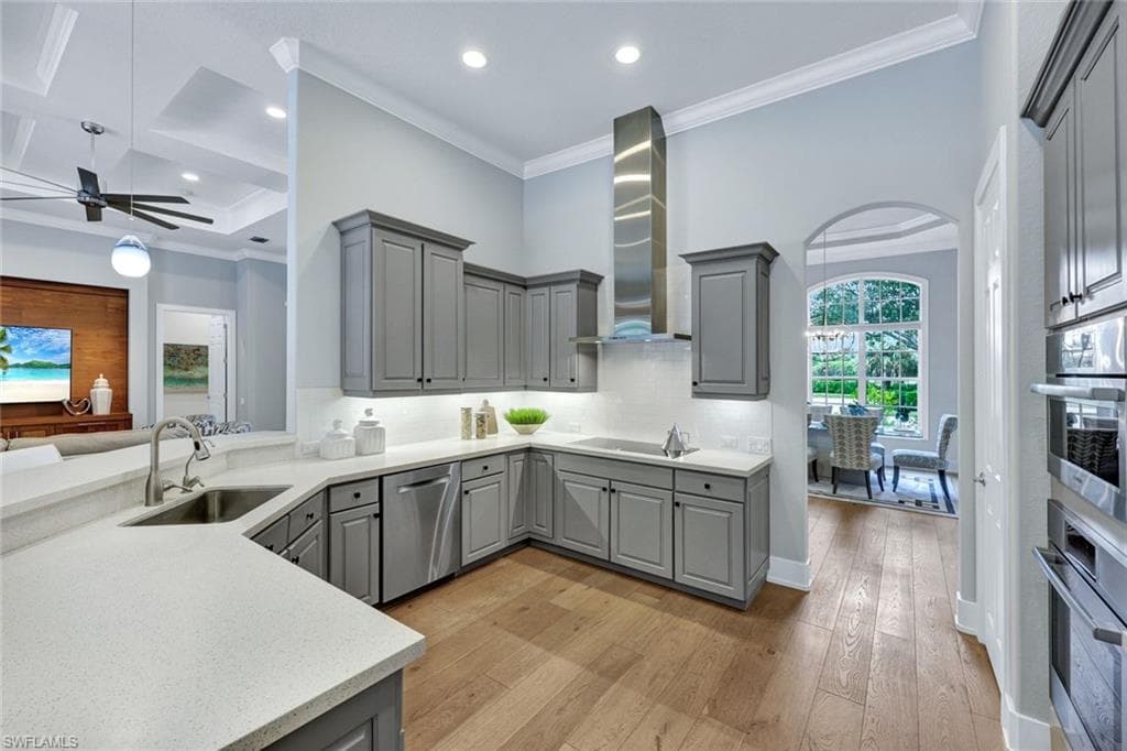 12219 Colliers Reserve DR, NAPLES FL 34110-13