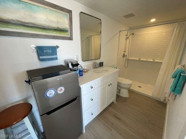 610 Donax ST # 111, SANIBEL FL 33957-26