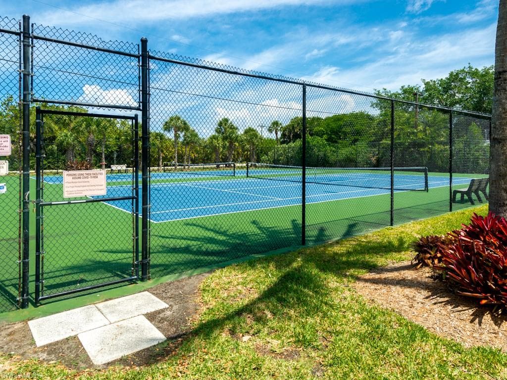 610 Donax ST # 111, SANIBEL FL 33957-33