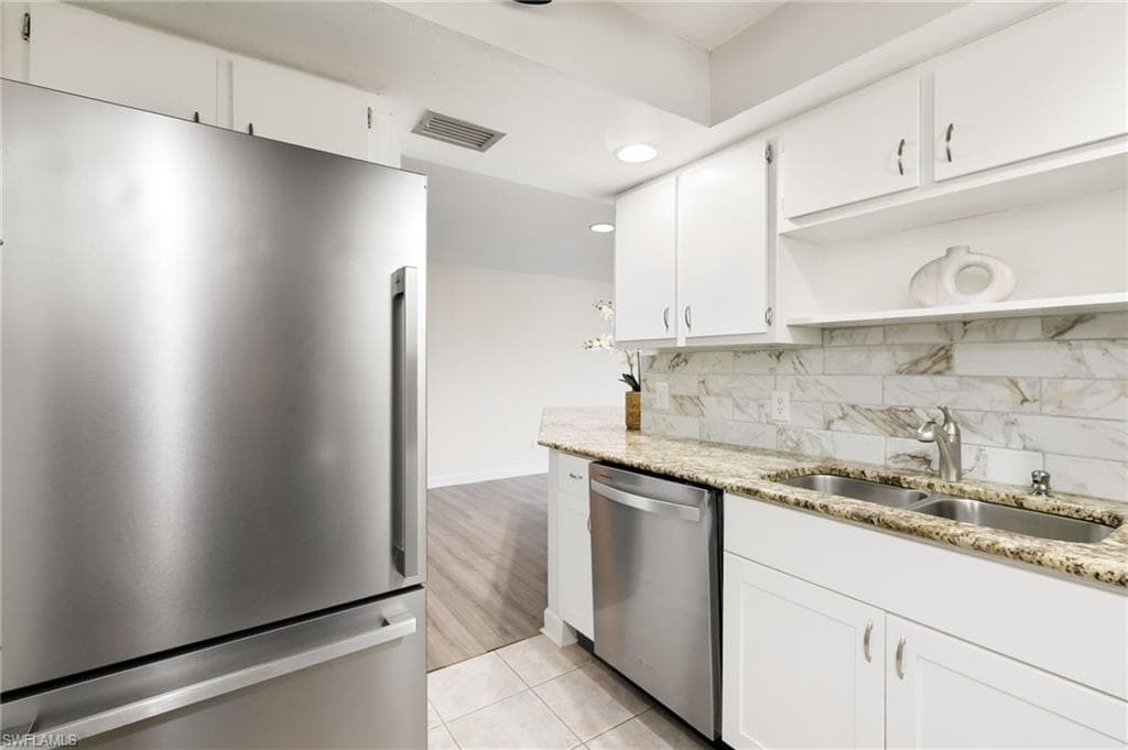 17017 Golfside CIR # 404, FORT MYERS FL 33908-8