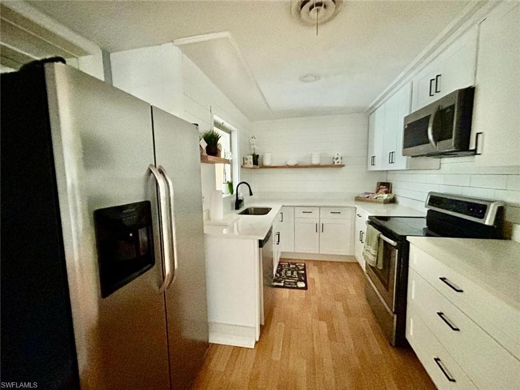 1450 Charles RD, FORT MYERS FL 33919-6