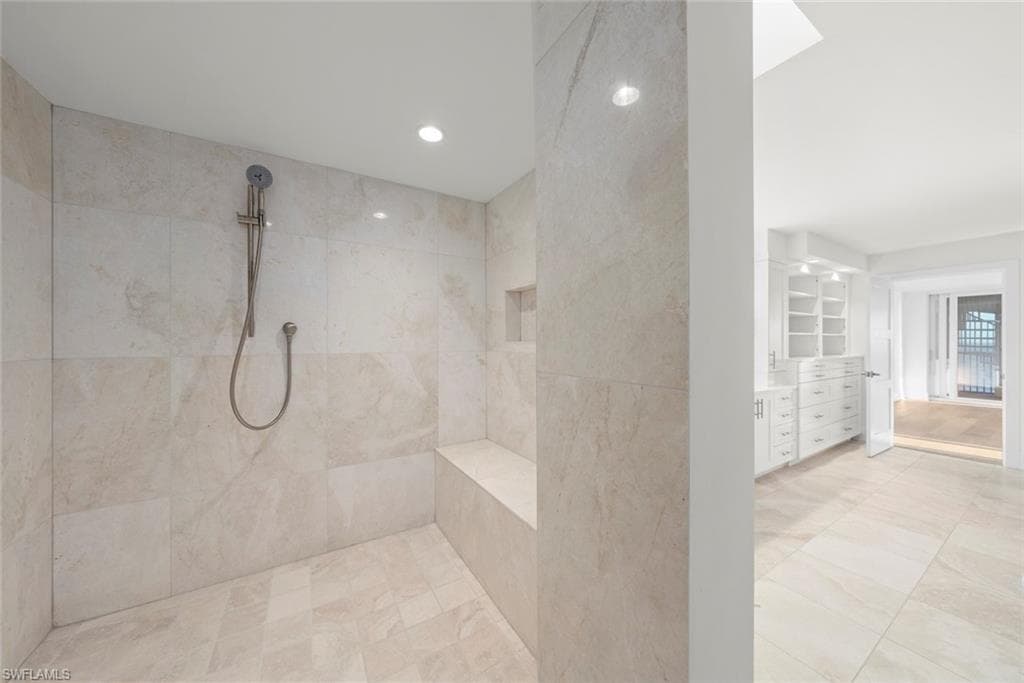 3127 W Gulf DR # 106, SANIBEL FL 33957-20