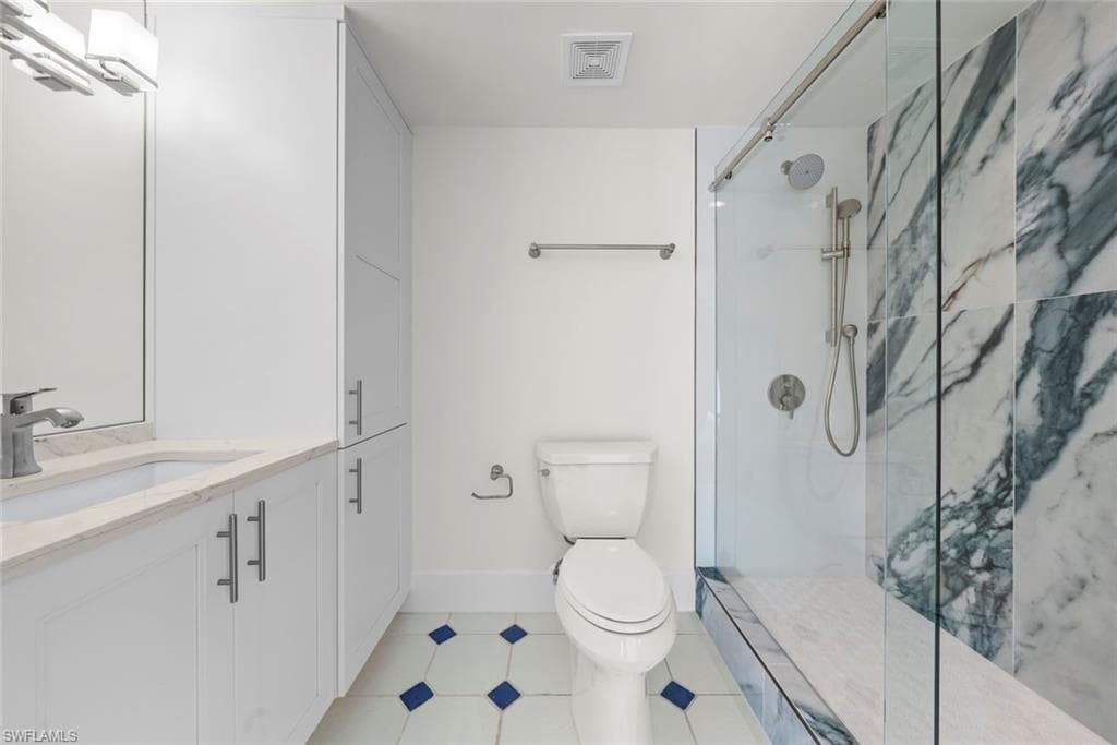 3127 W Gulf DR # 106, SANIBEL FL 33957-24
