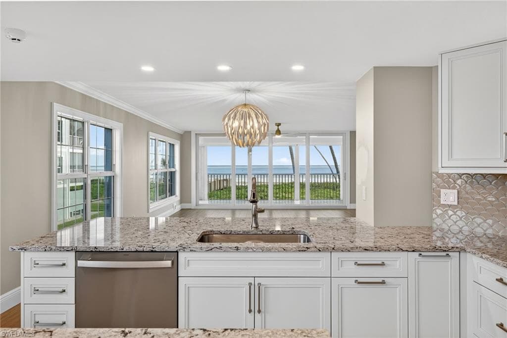 3145 W Gulf DR # 201, SANIBEL FL 33957-1