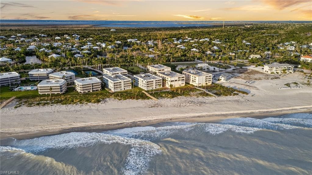 3145 W Gulf DR # 201, SANIBEL FL 33957-33