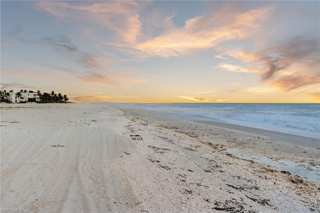 3145 W Gulf DR # 201, SANIBEL FL 33957-32