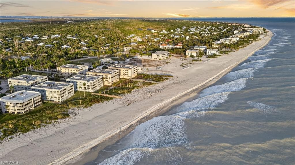 3145 W Gulf DR # 201, SANIBEL FL 33957-40