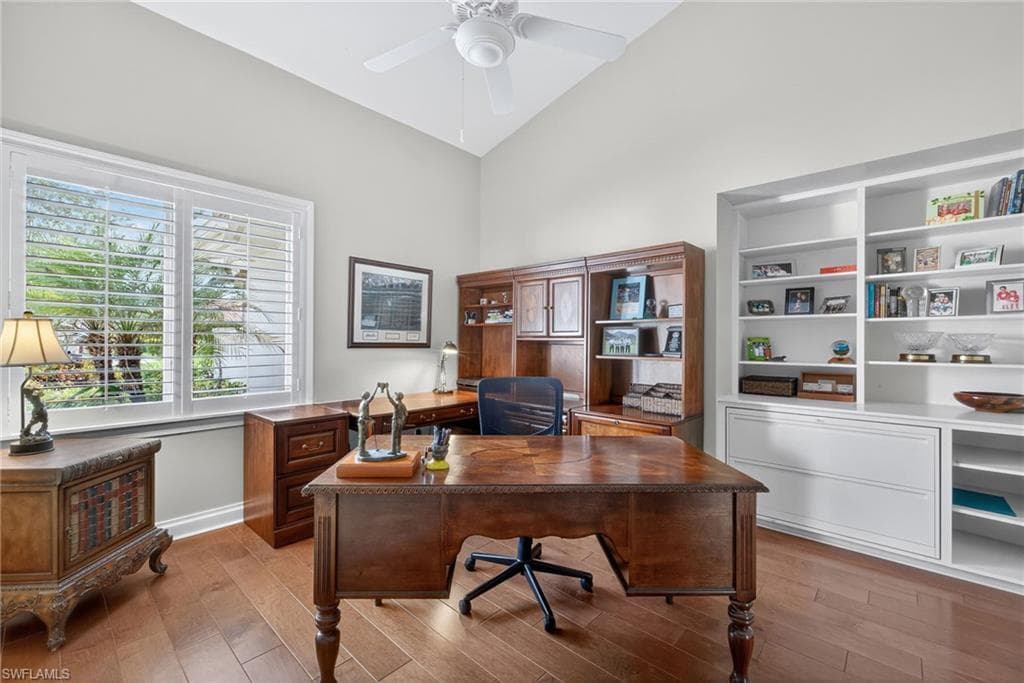 6 Bramblewood PT, NAPLES FL 34105-27