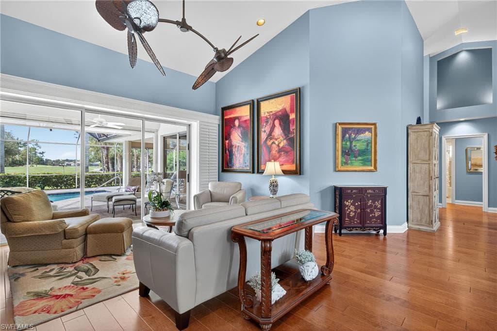 6 Bramblewood PT, NAPLES FL 34105-8