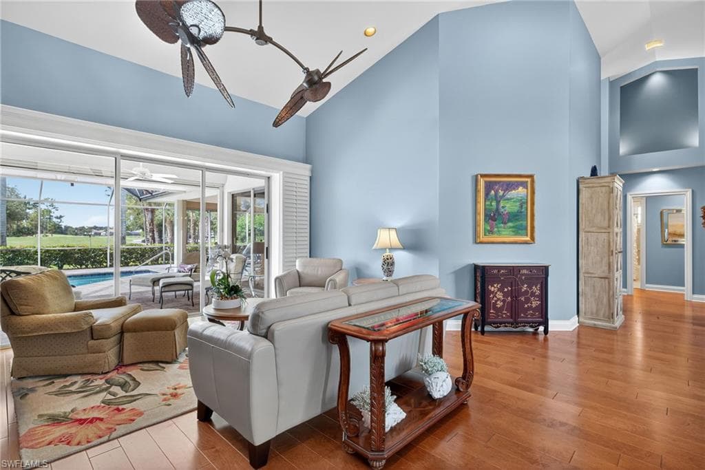 6 Bramblewood PT, NAPLES FL 34105-9