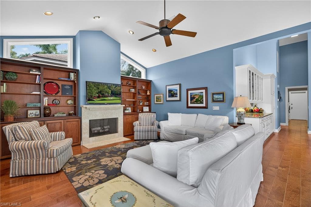 6 Bramblewood PT, NAPLES FL 34105-18