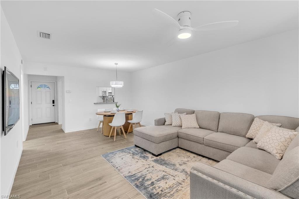 1348 Myerlee Gardens AVE, FORT MYERS FL 33919-10