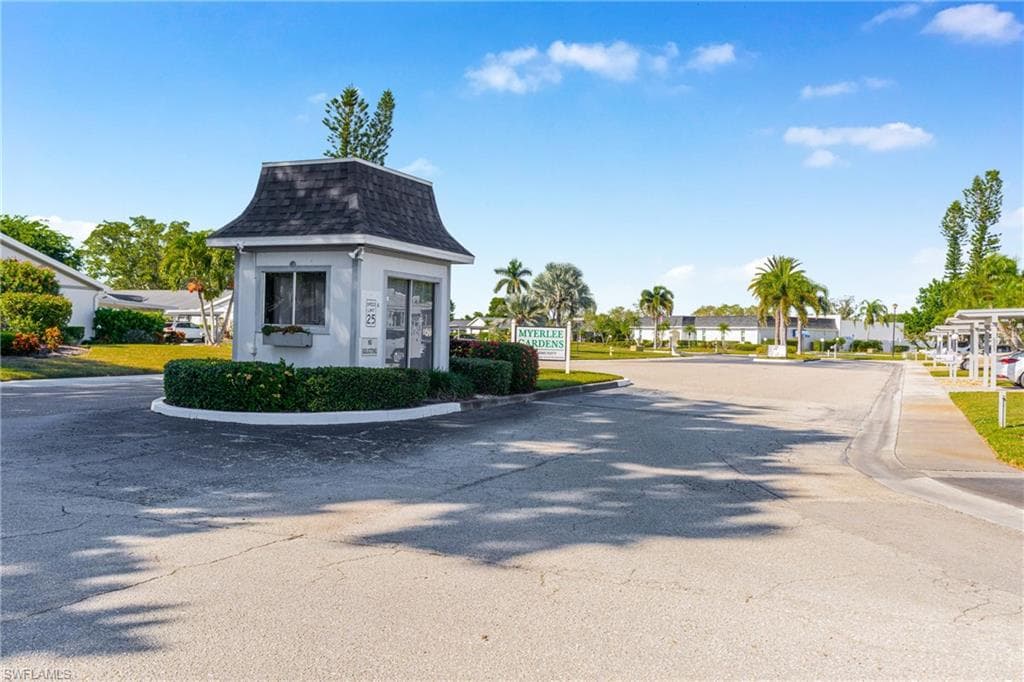 1348 Myerlee Gardens AVE, FORT MYERS FL 33919-39