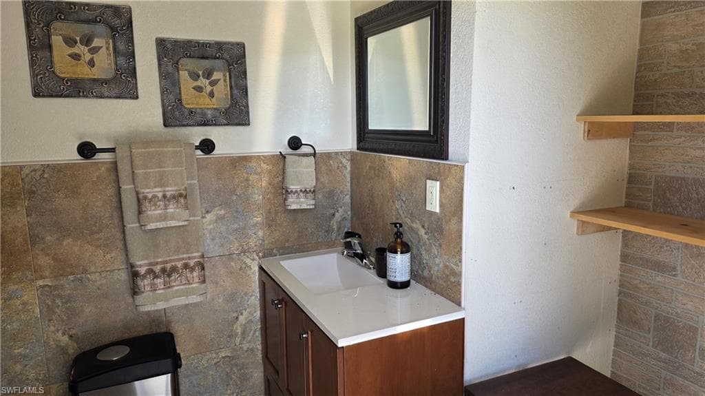 140 N Utopia ST, MONTURA RANCHES FL 33440-46