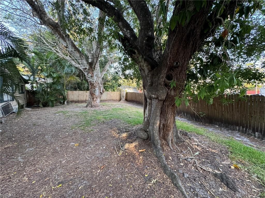 10150 Georgia ST, BONITA SPRINGS FL 34135-8