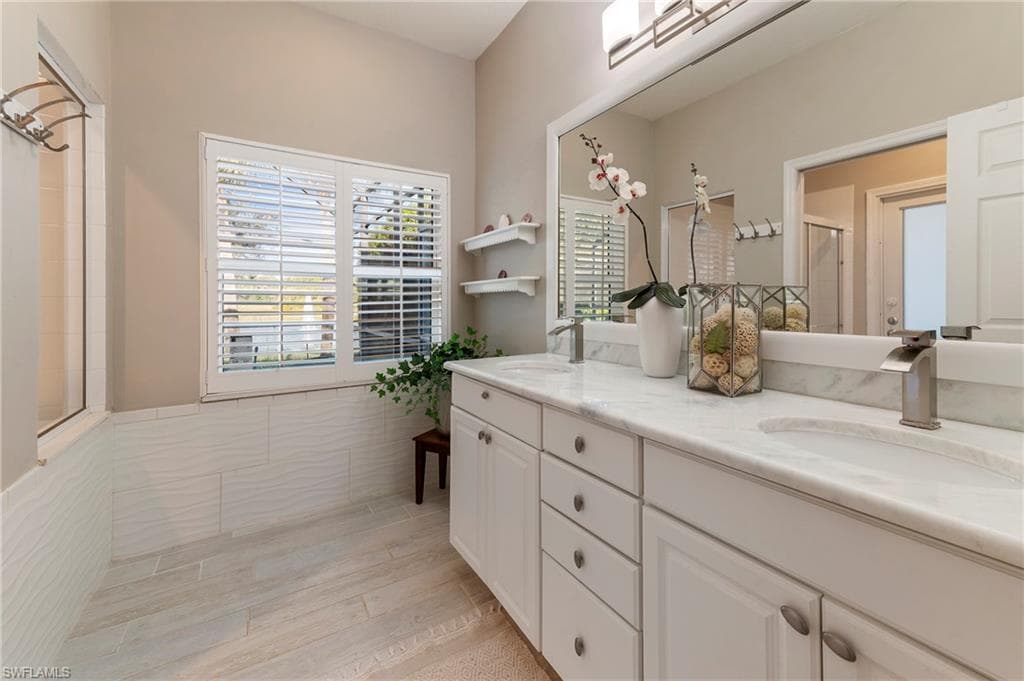 17819 Modena RD, MIROMAR LAKES FL 33913-14