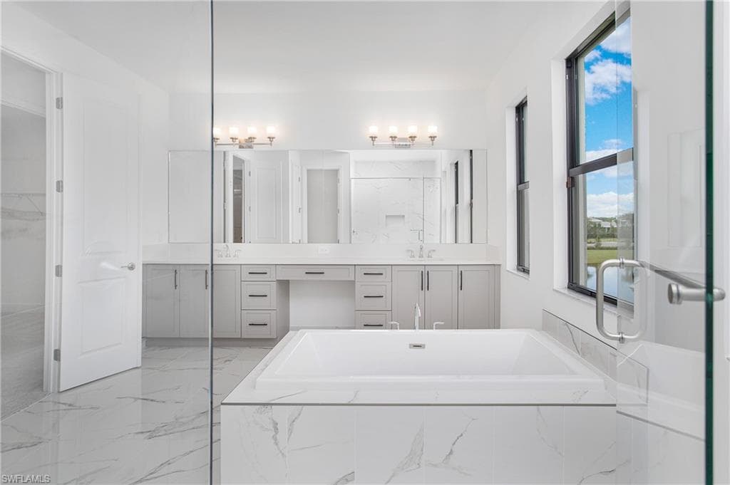 12794 Woodbury DR, ESTERO FL 33928-23