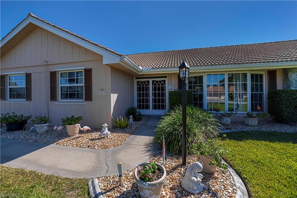 4210 Yarmouth CT, NORTH FORT MYERS FL 33903-42