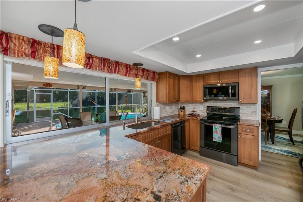 4210 Yarmouth CT, NORTH FORT MYERS FL 33903-2