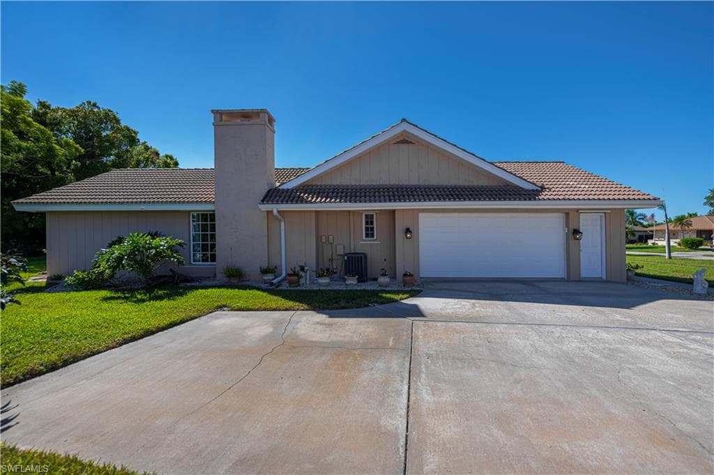 4210 Yarmouth CT, NORTH FORT MYERS FL 33903-8
