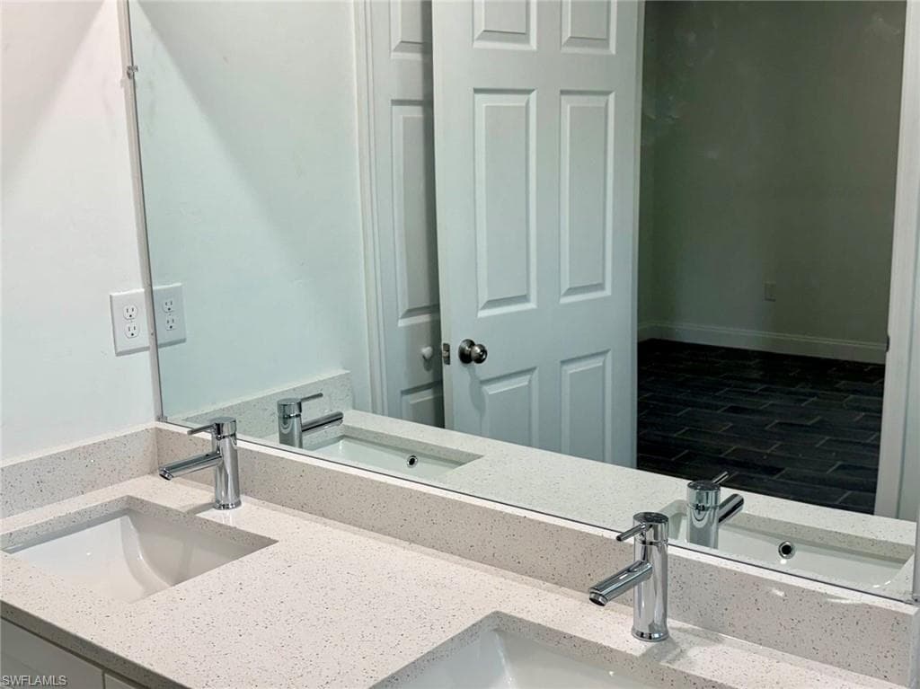 304-306 Gordon AVE S, LEHIGH ACRES FL 33973-3